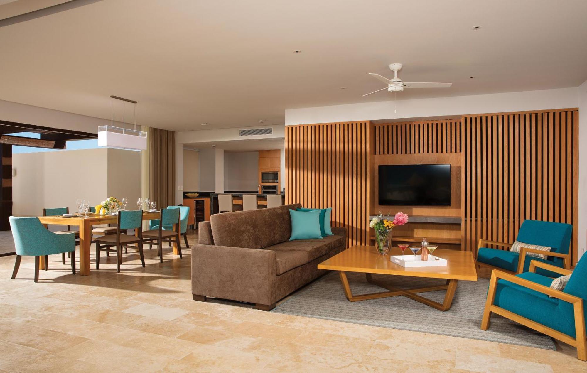 Suite with Sea View